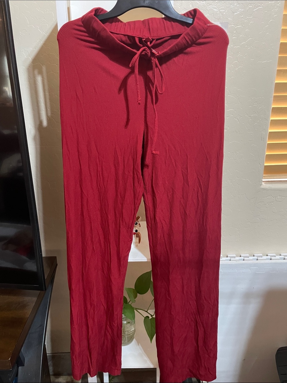 SKIMS Ribbed Drawstring Lounge Pants - Burgundy